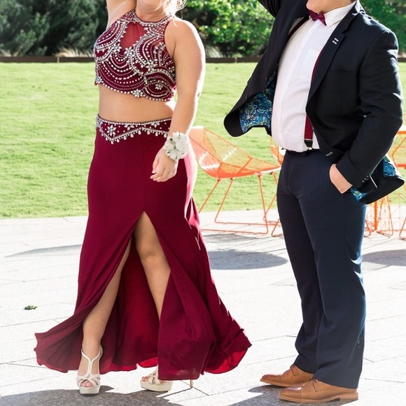maroon two piece prom dress